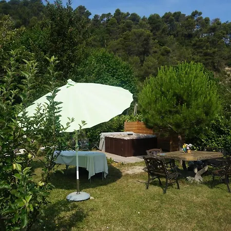 Lou Mas Dau Paigran Bed & Breakfast *